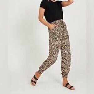 Zara Leopard pull on trouser joggers Sz M